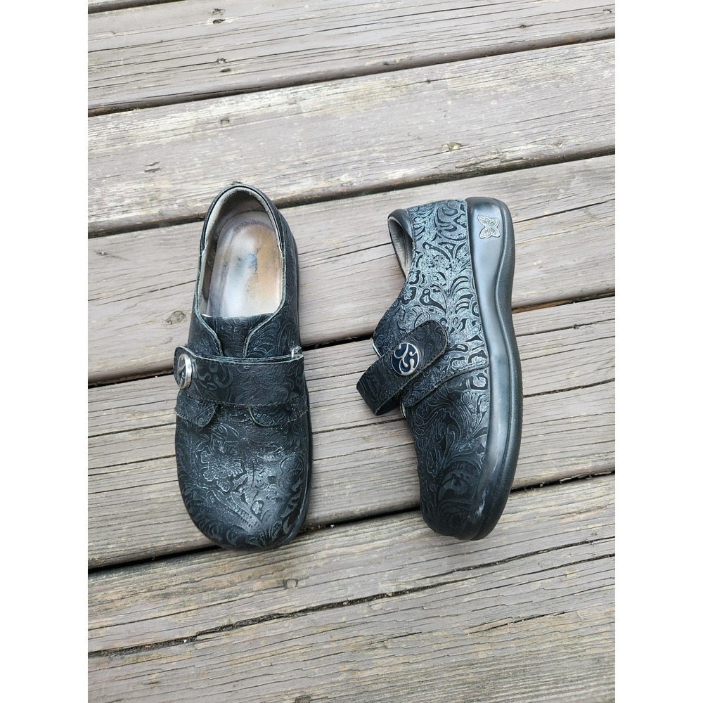 Alegria Jolene Clogs Black Navy Blue Floral Paisley‎ Embossed Leather Boho 39